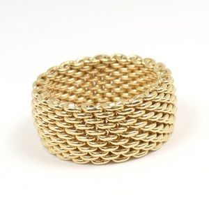 Tiffany and Co. 18k gold mesh band ring